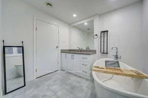 12, Westgate, King City, King
