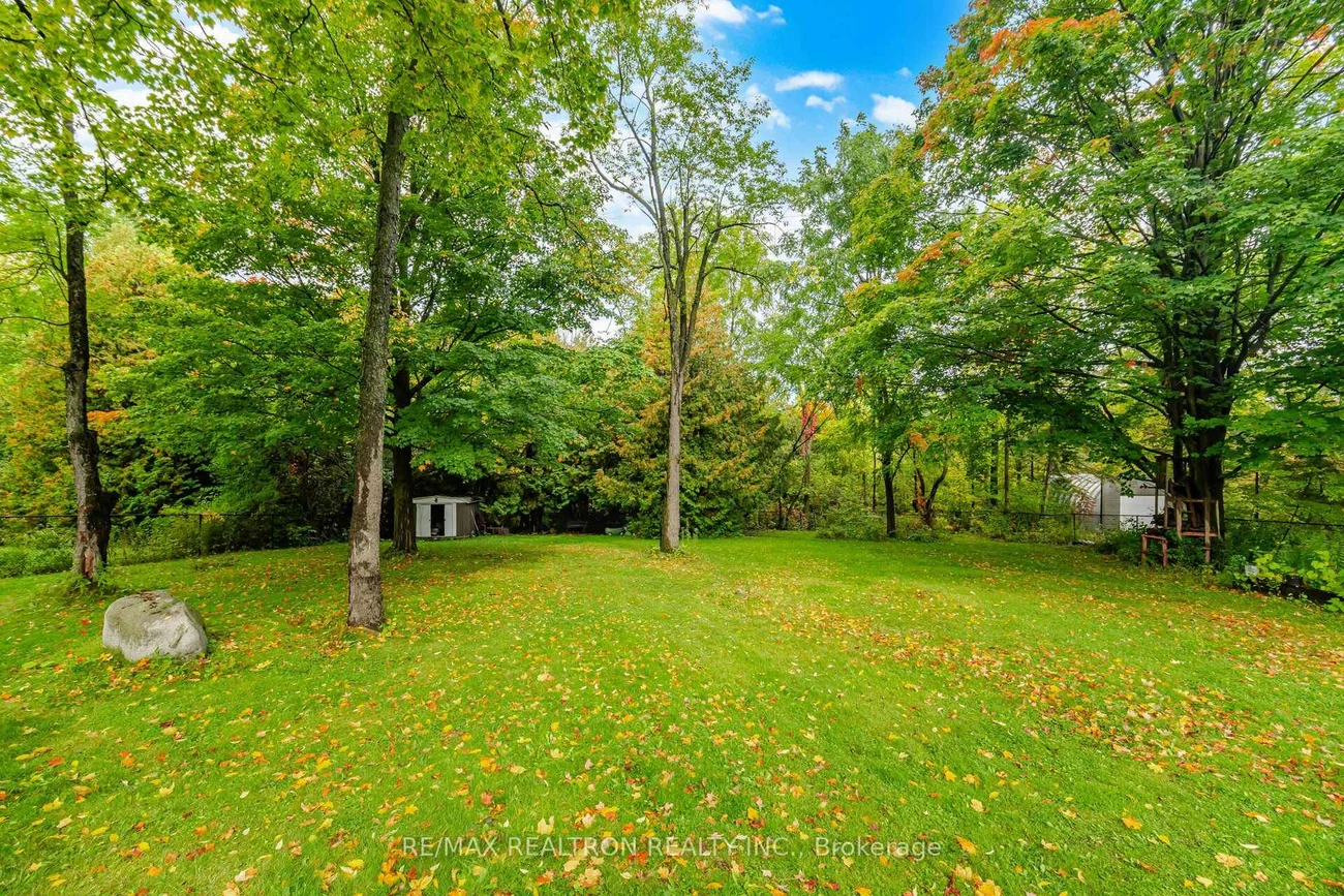 80, East Humber, King City, King