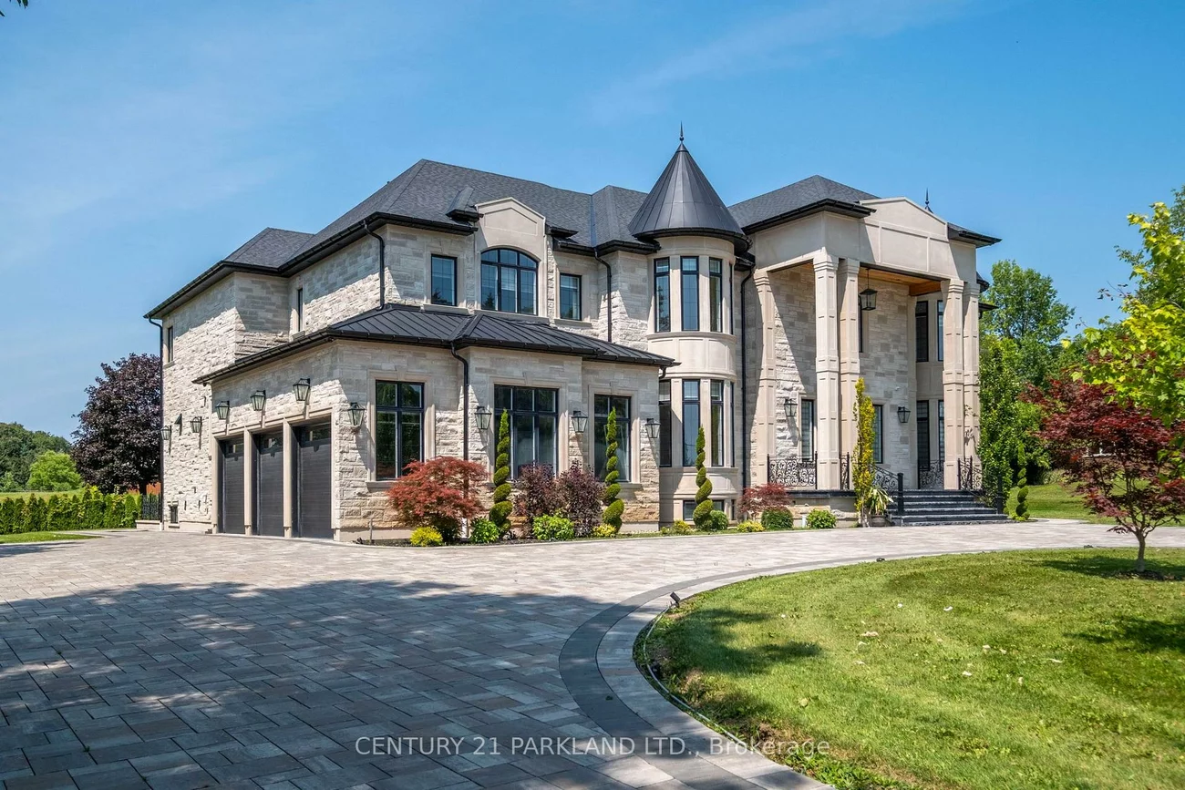 12, Hollywood, Nobleton, King