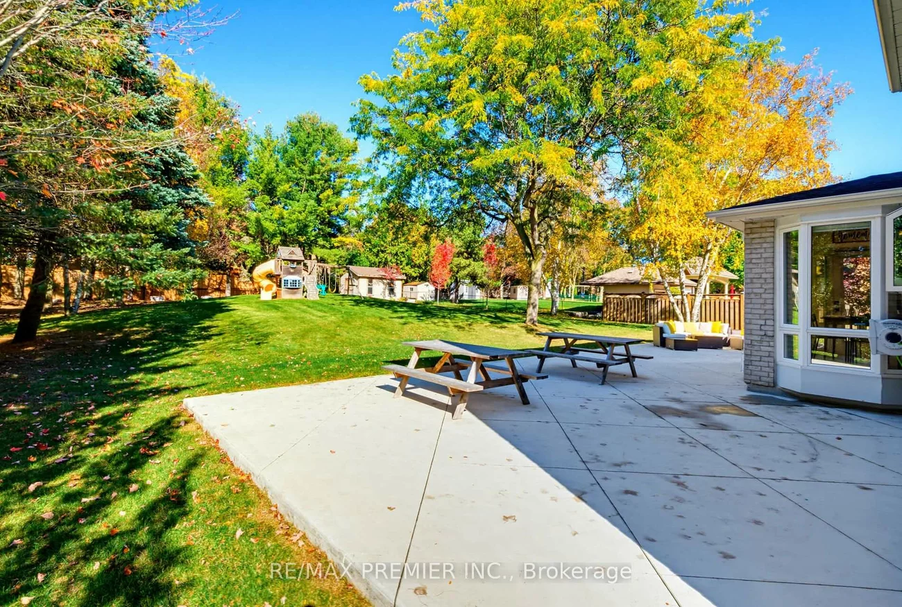 122, Hill Farm, Nobleton, King