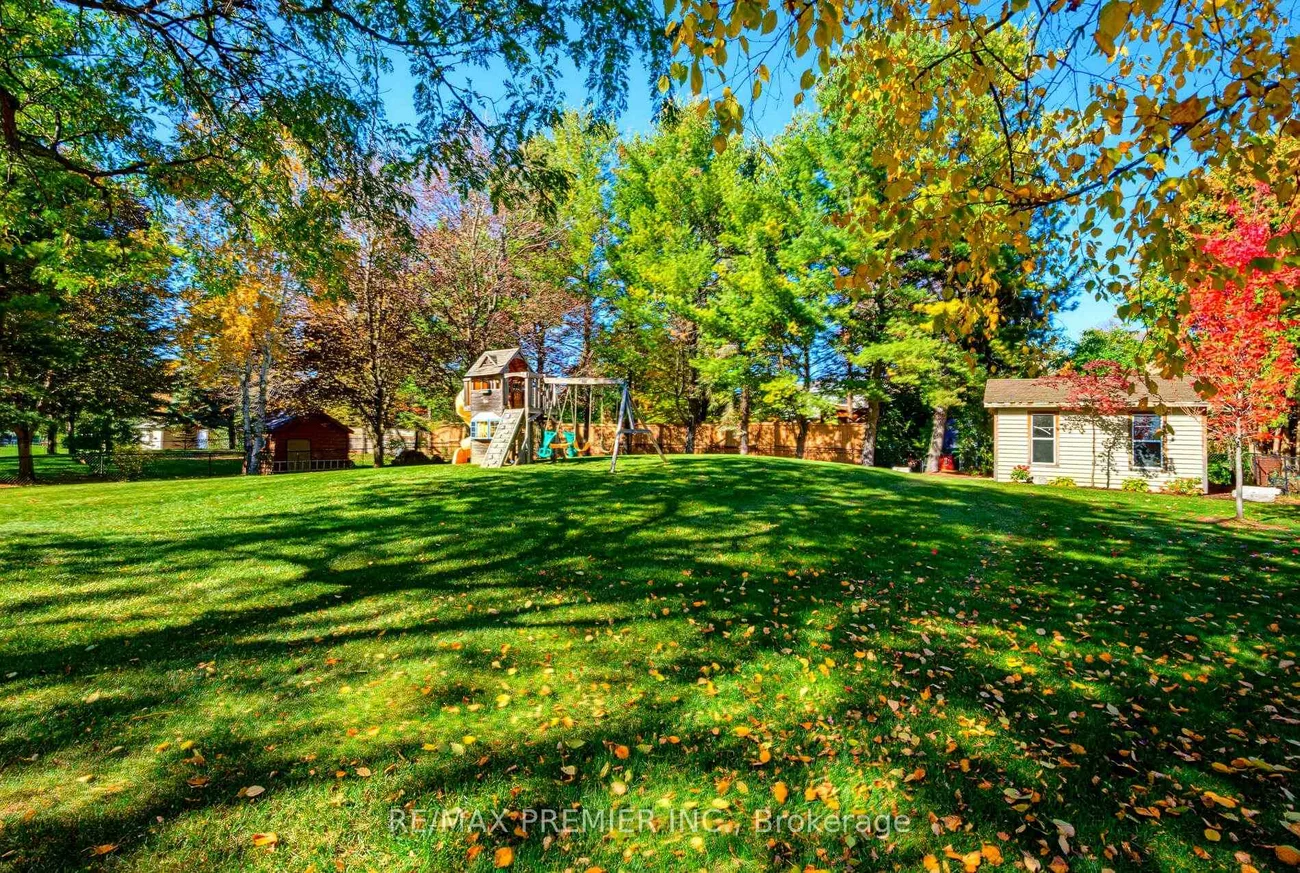 122, Hill Farm, Nobleton, King