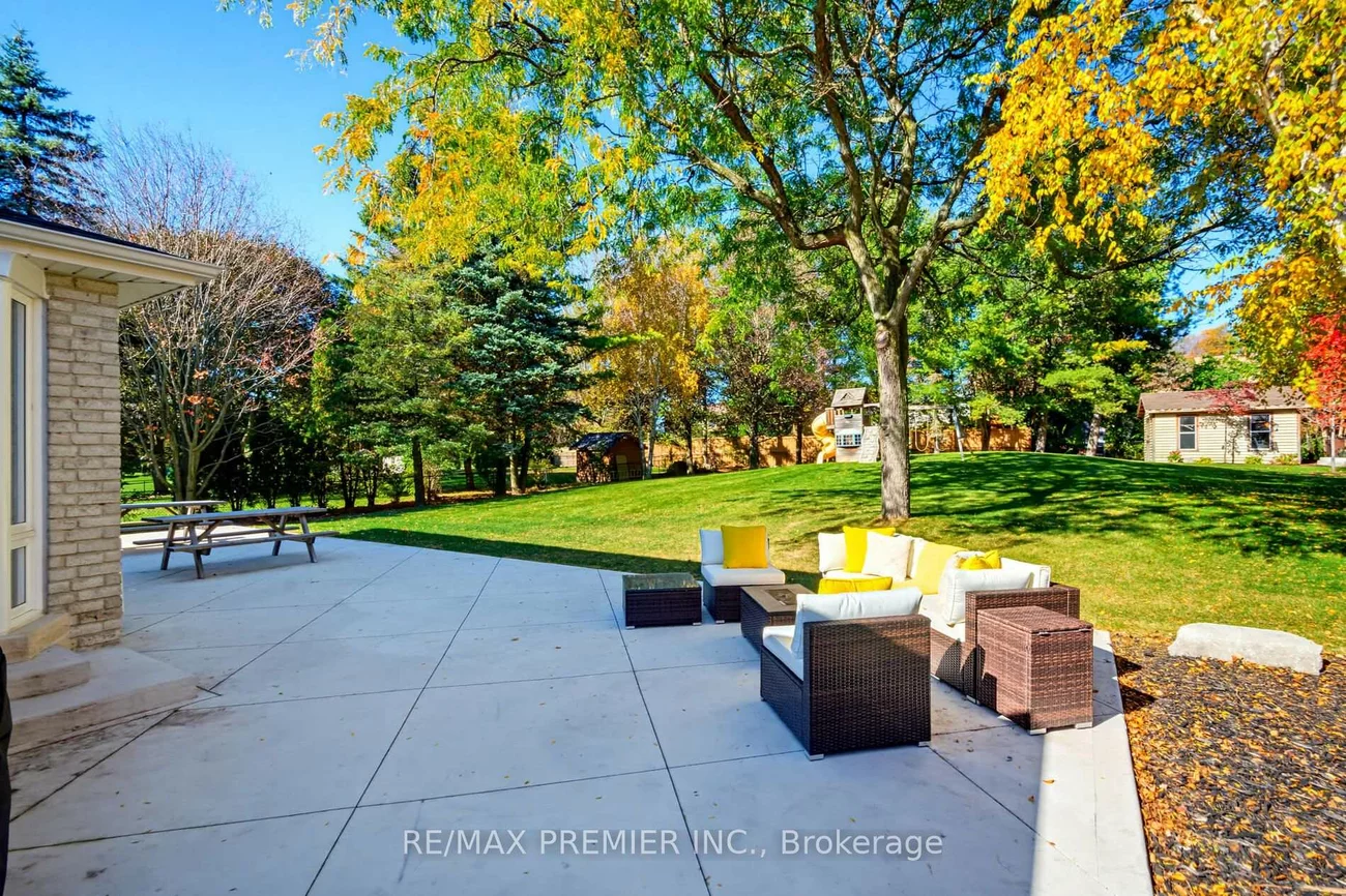 122, Hill Farm, Nobleton, King