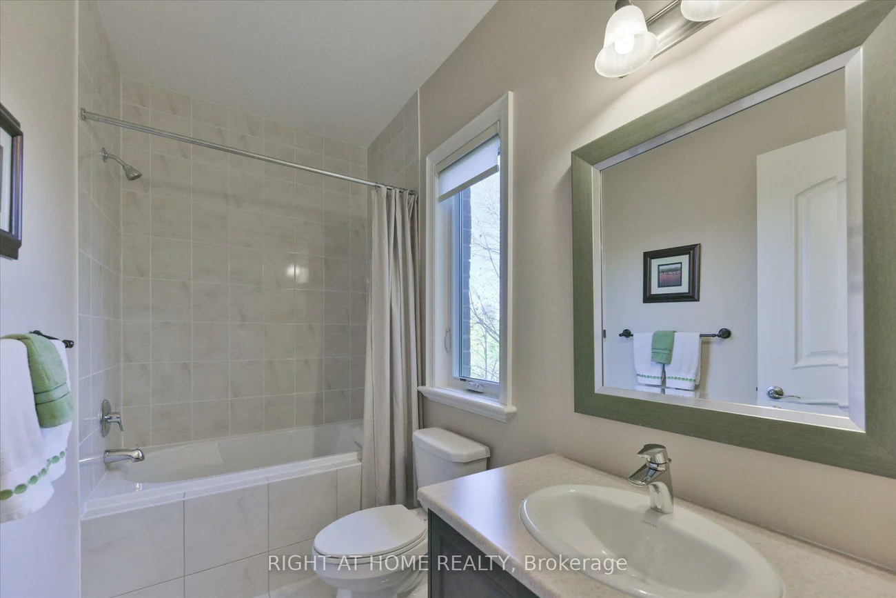25, Wedgeport, Nobleton, King