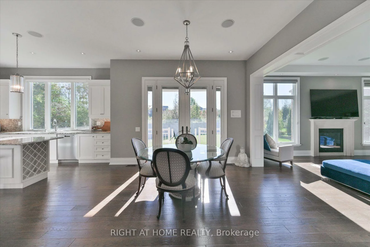25, Wedgeport, Nobleton, King