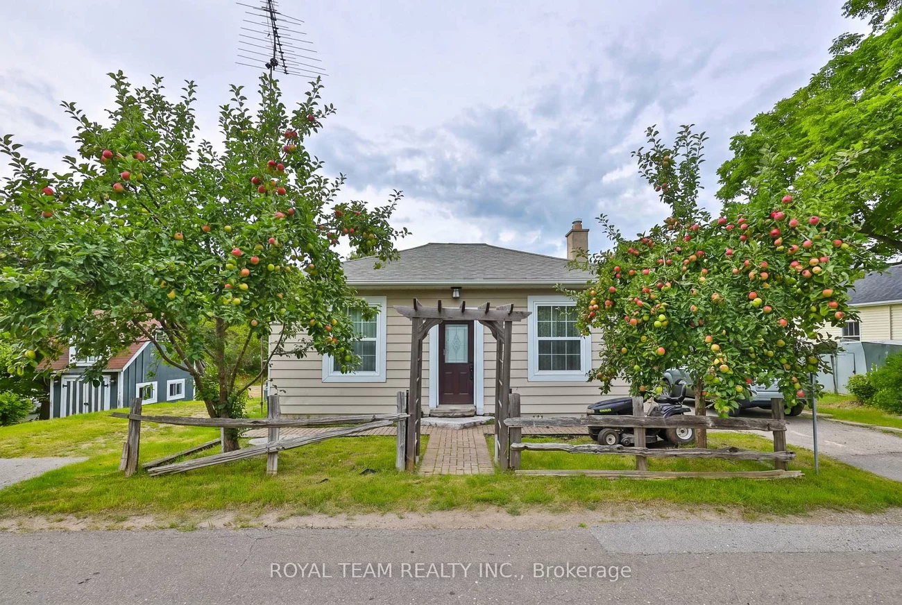 106, Centre, Schomberg, King