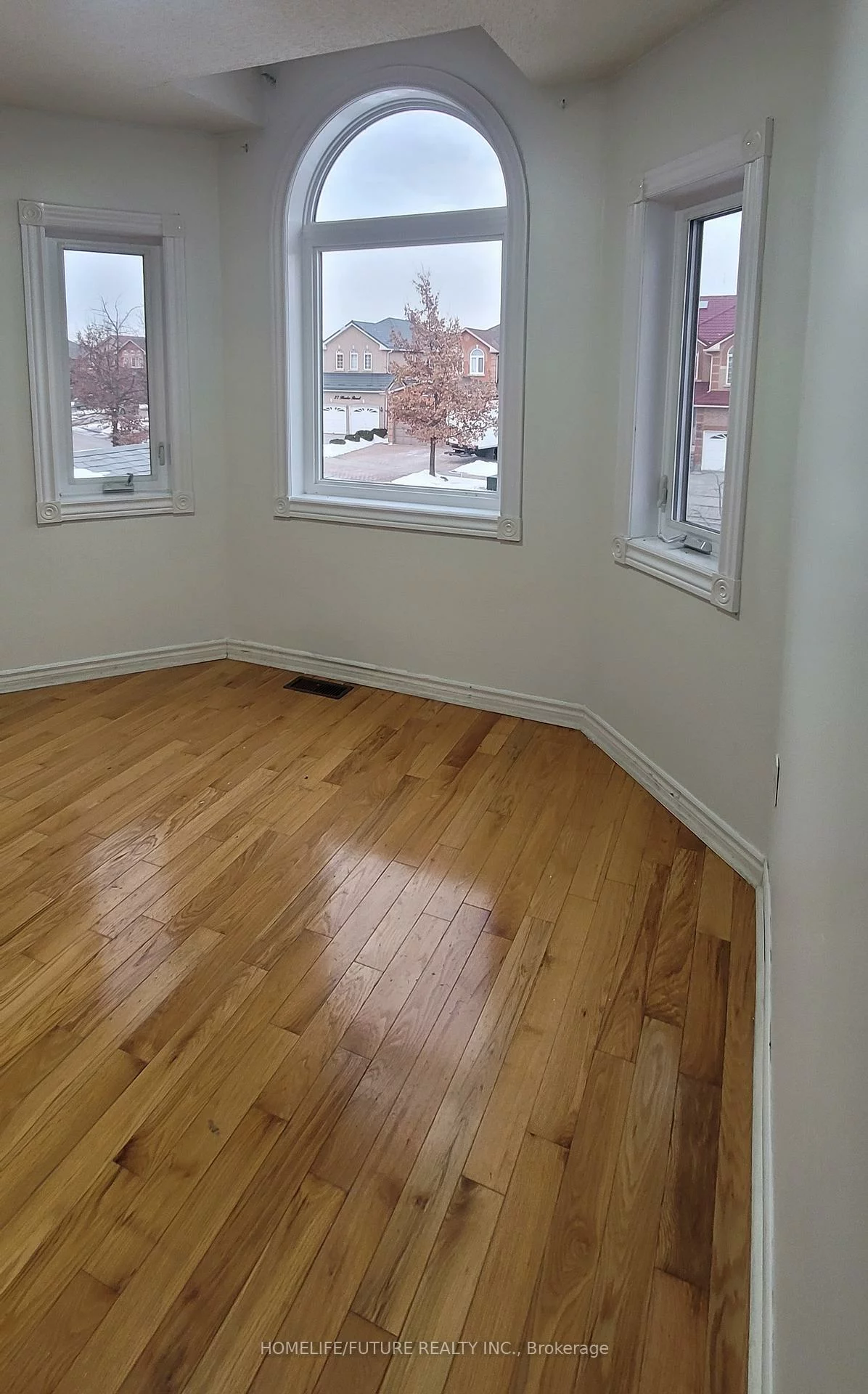 24, Hoake, Milliken Mills East, Markham