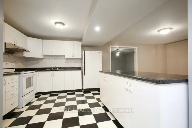 22, Hillcroft, Milliken Mills East, Markham