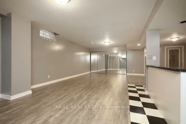 22, Hillcroft, Milliken Mills East, Markham