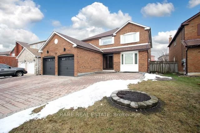 22, Hillcroft, Milliken Mills East, Markham