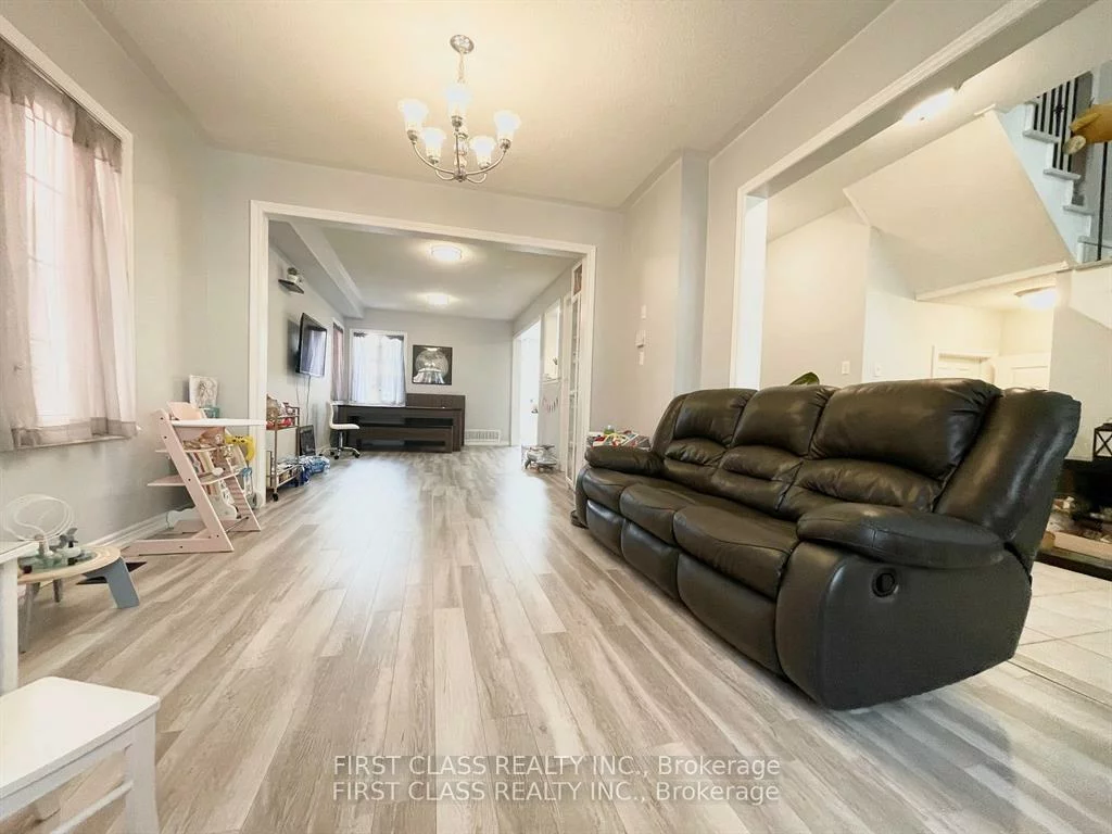 35, West Normandy, Cornell, Markham