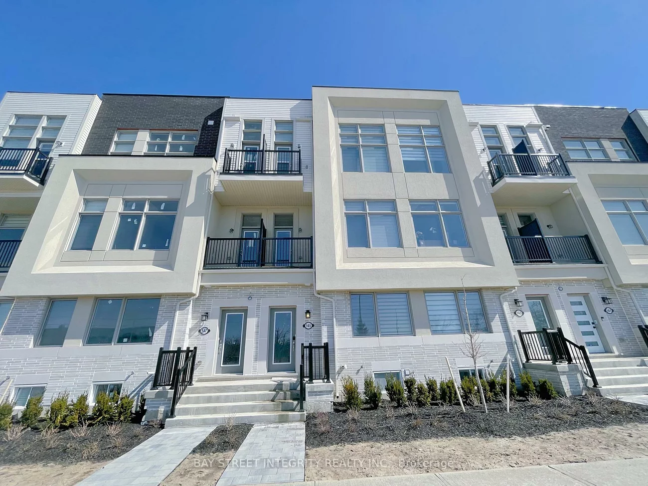 145, Markland, Cachet, Markham