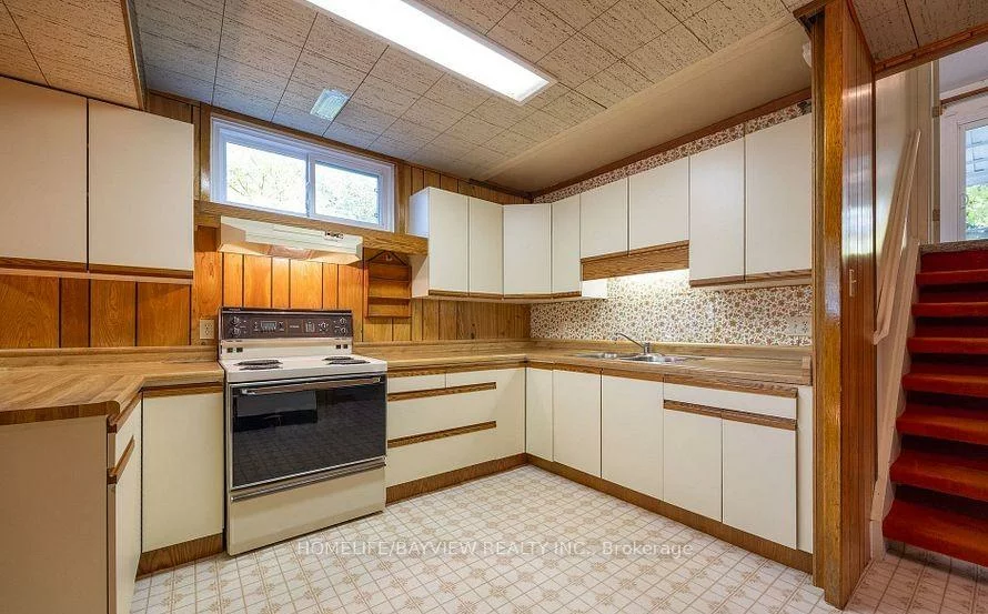26, Jondan, Royal Orchard, Markham