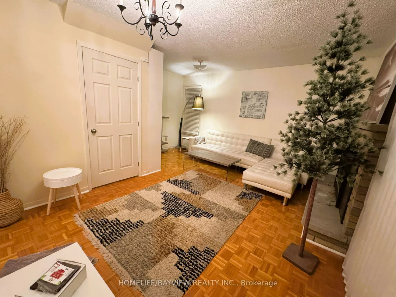 26, Jondan, Royal Orchard, Markham