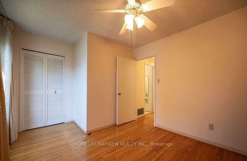 26, Jondan, Royal Orchard, Markham