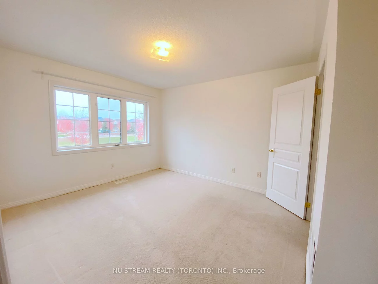 25, Nichols, Cachet, Markham
