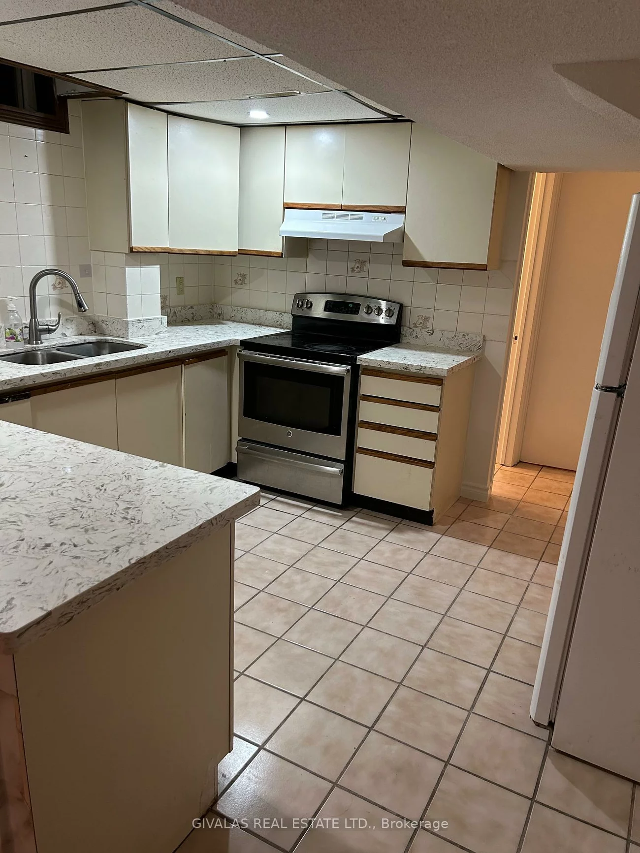 57, Townley, Milliken Mills East, Markham