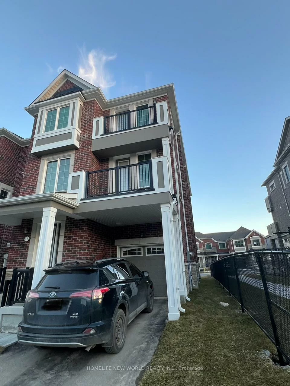 17, Thomas Frisby Jr, Victoria Square, Markham