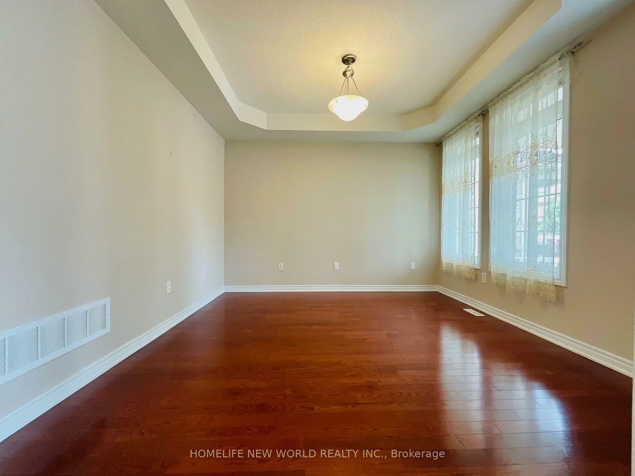 219, Smoothwater, Box Grove, Markham