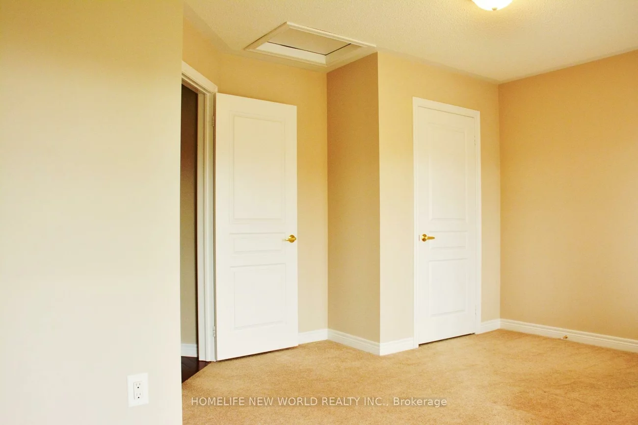 219, Smoothwater, Box Grove, Markham
