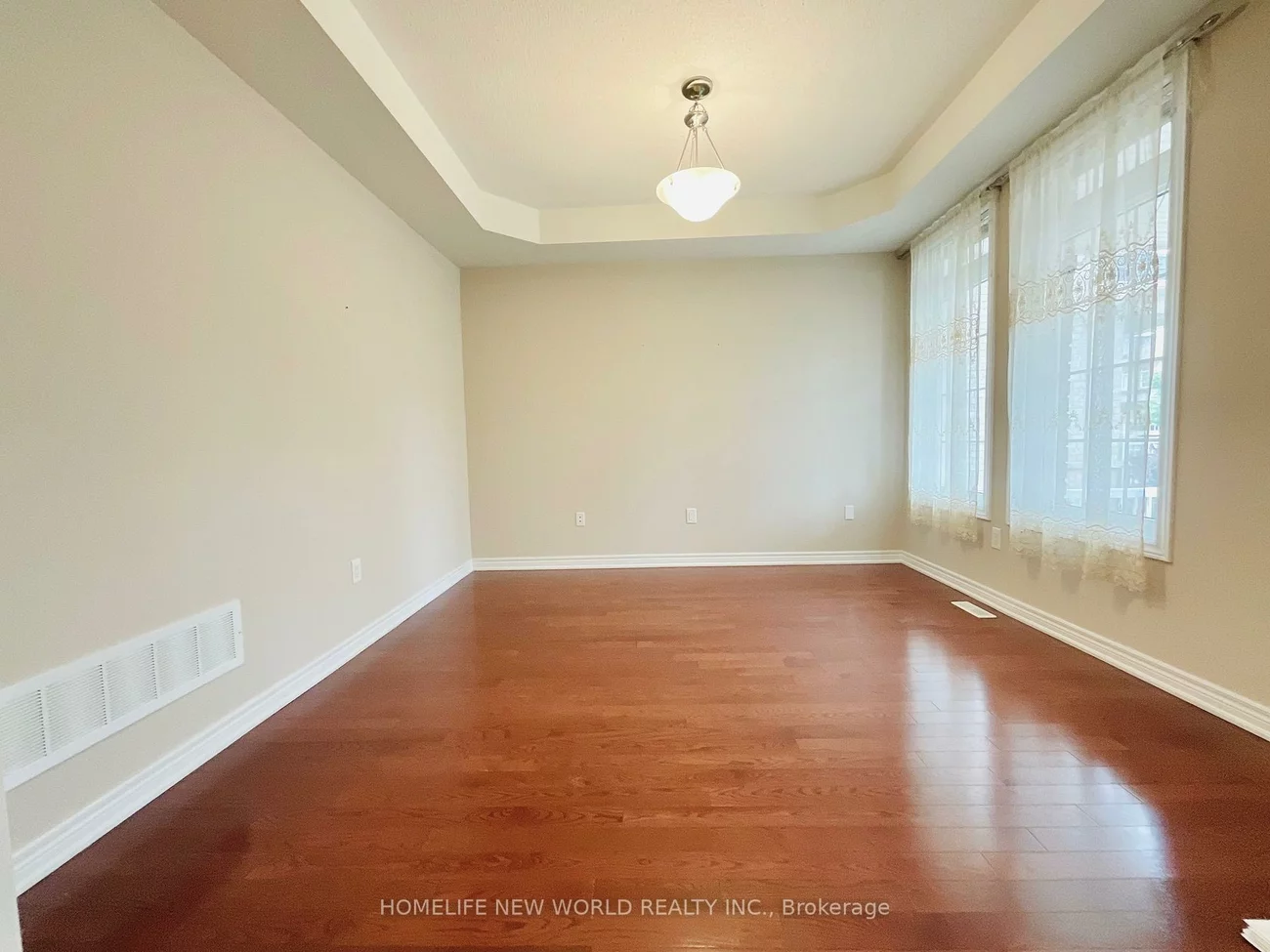 219, Smoothwater, Box Grove, Markham