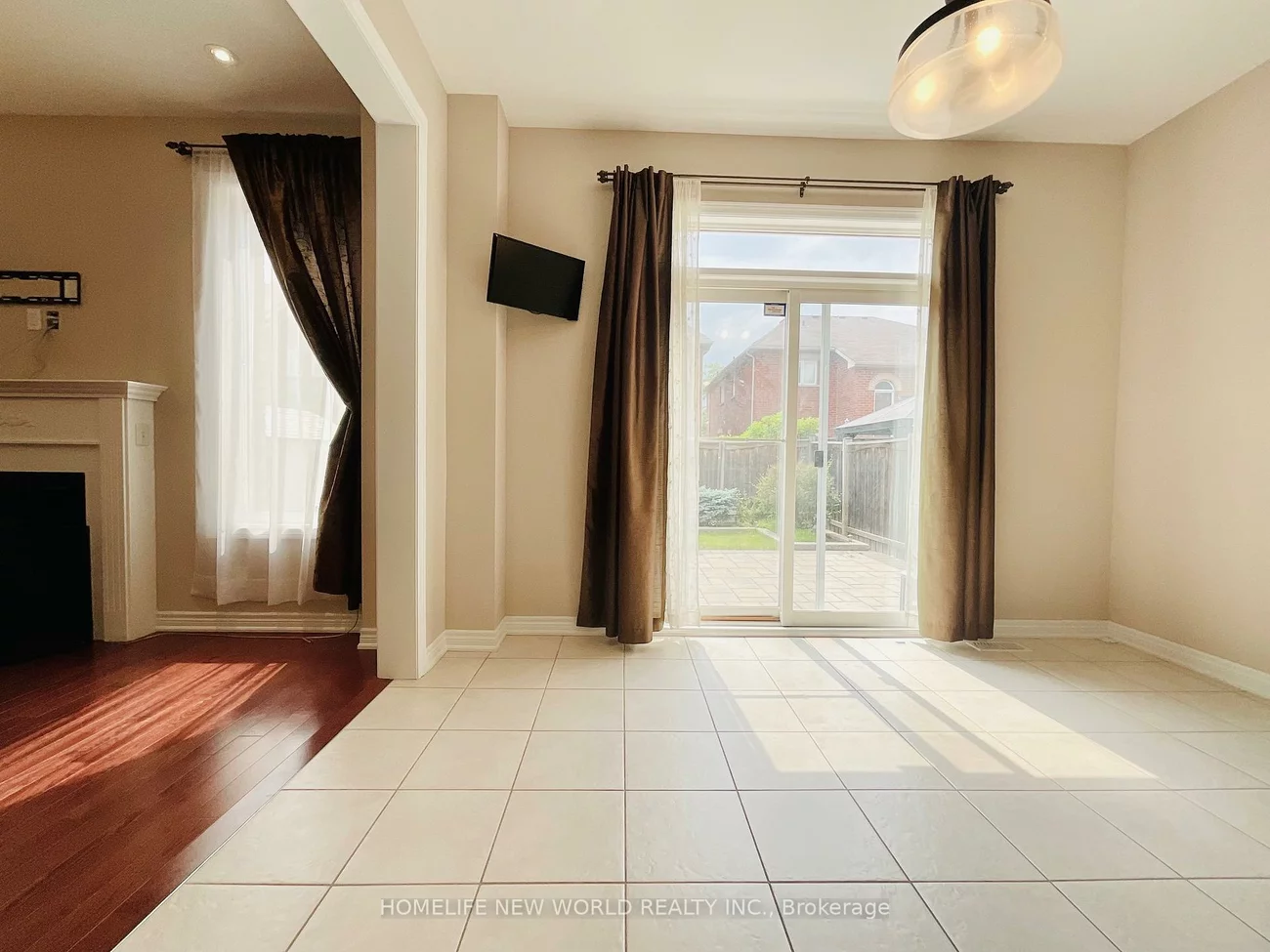 219, Smoothwater, Box Grove, Markham