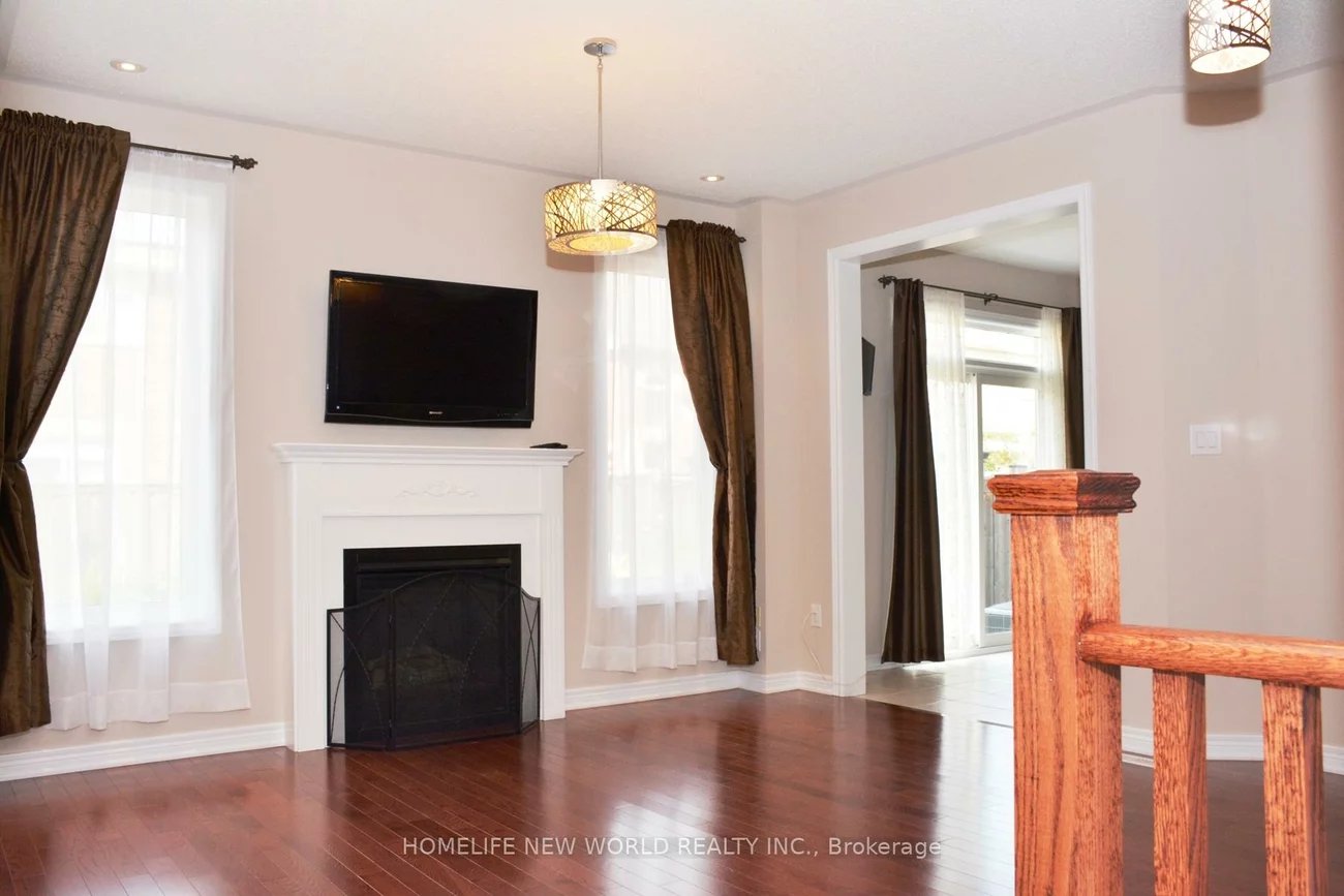 219, Smoothwater, Box Grove, Markham