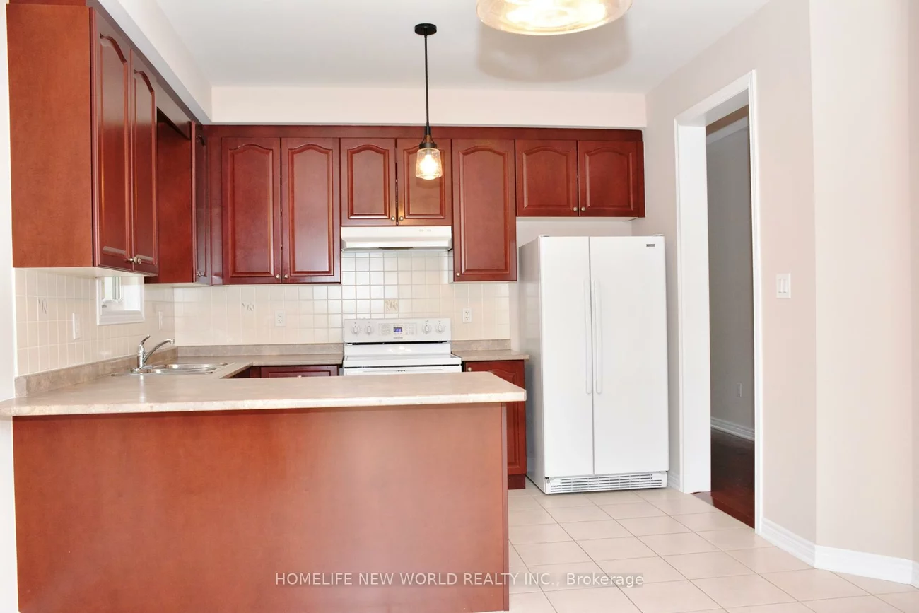 219, Smoothwater, Box Grove, Markham