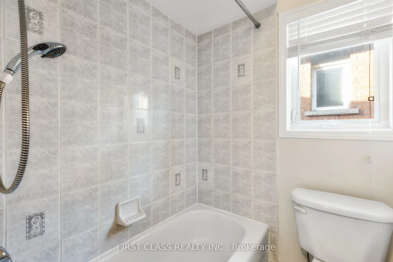 26, Tara, Cedarwood, Markham