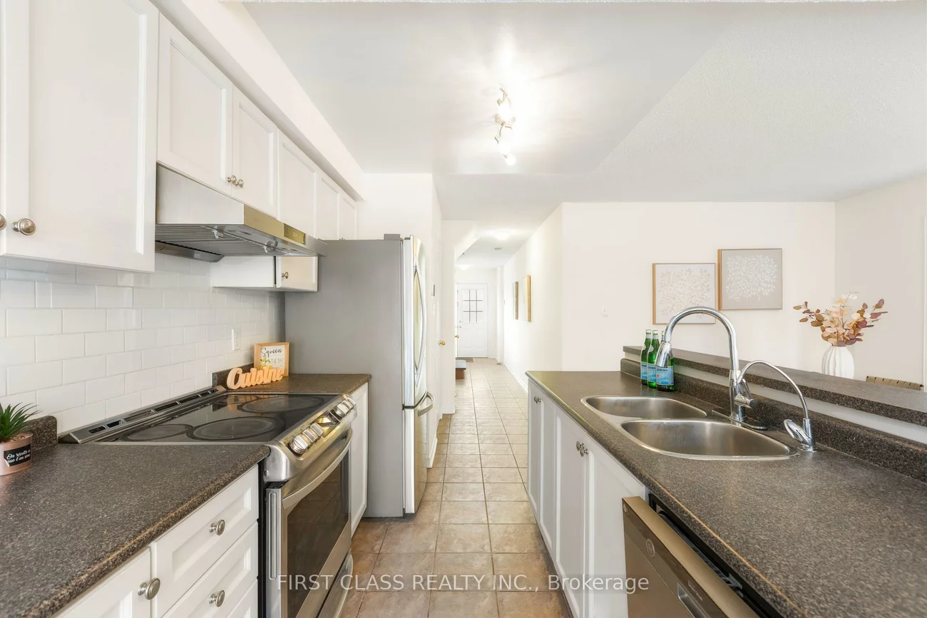 26, Tara, Cedarwood, Markham