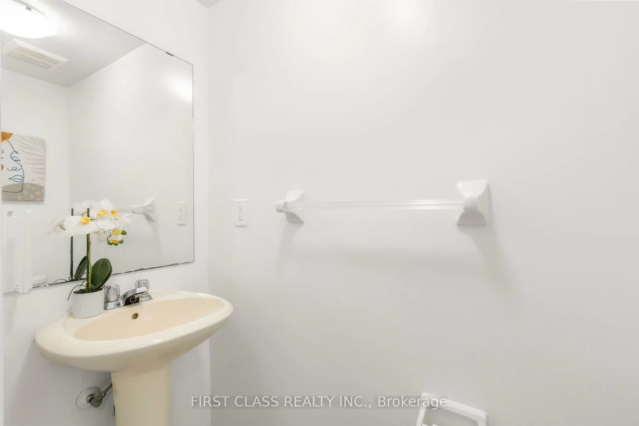26, Tara, Cedarwood, Markham