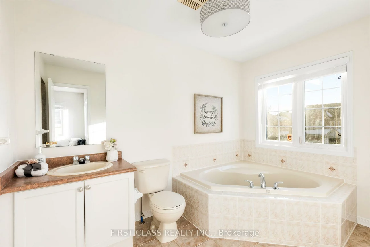 26, Tara, Cedarwood, Markham