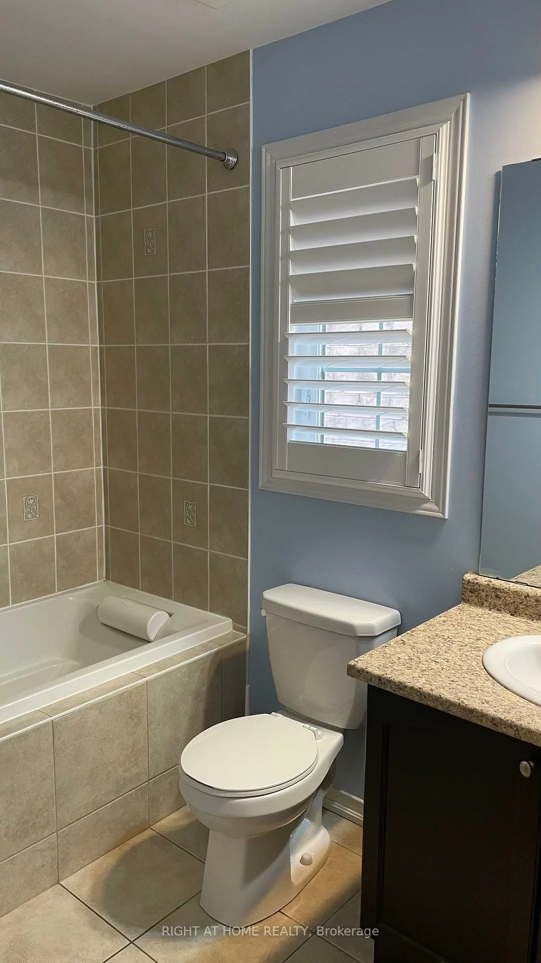 13, Valliere, Berczy, Markham