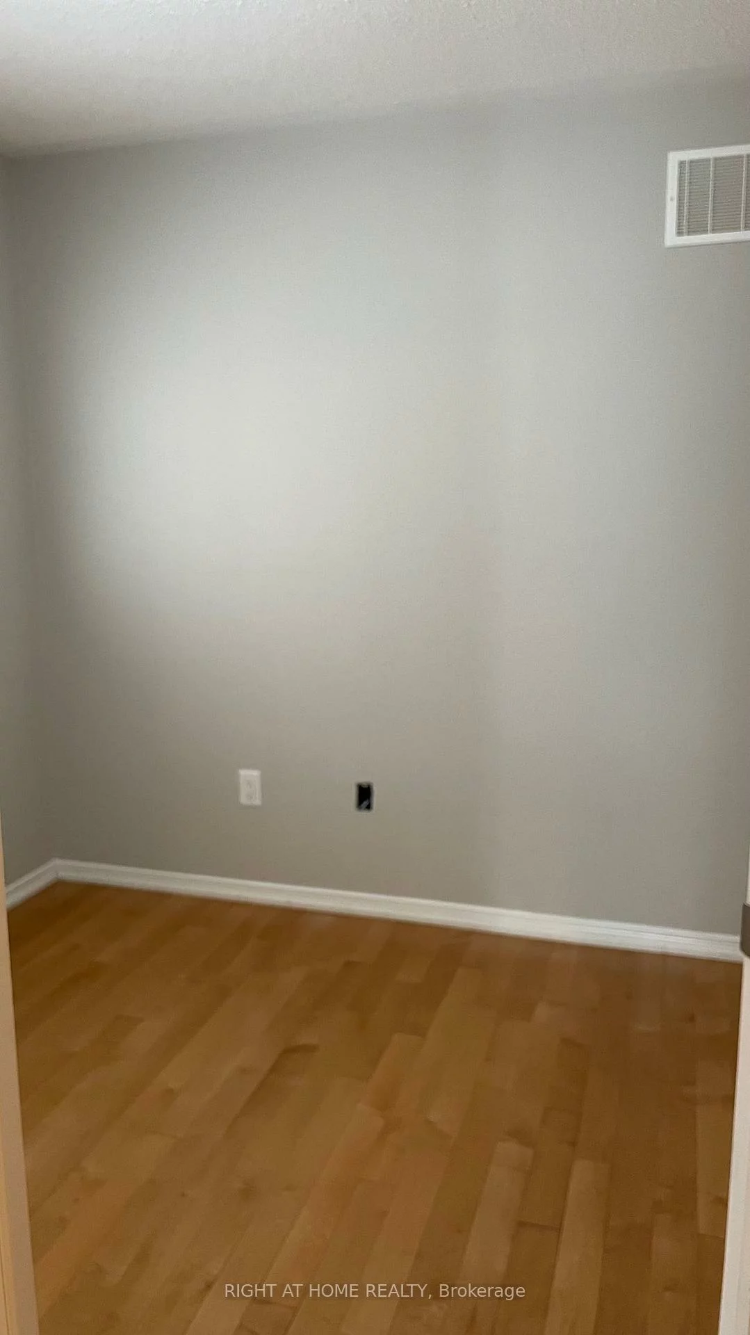 13, Valliere, Berczy, Markham