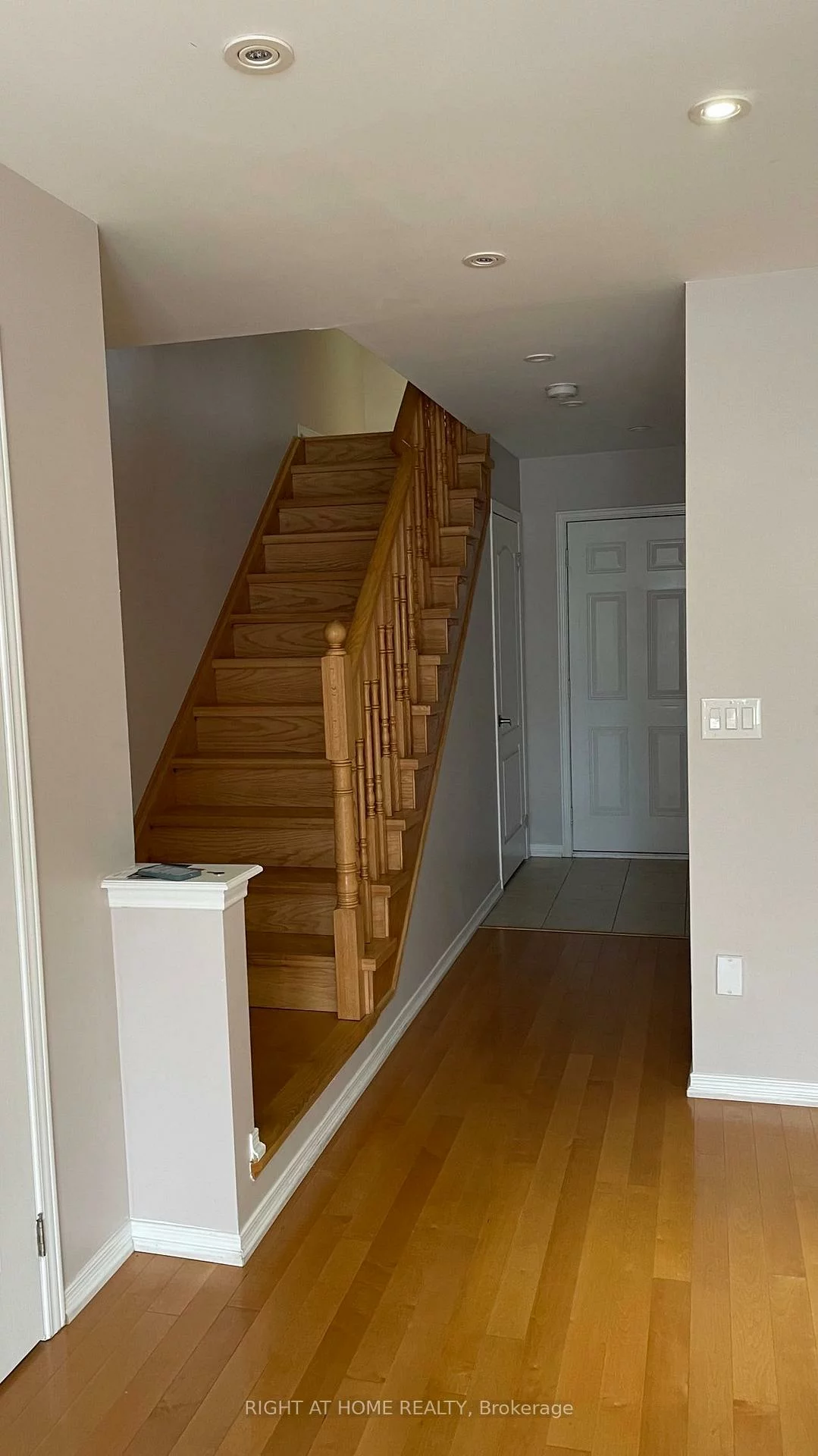 13, Valliere, Berczy, Markham