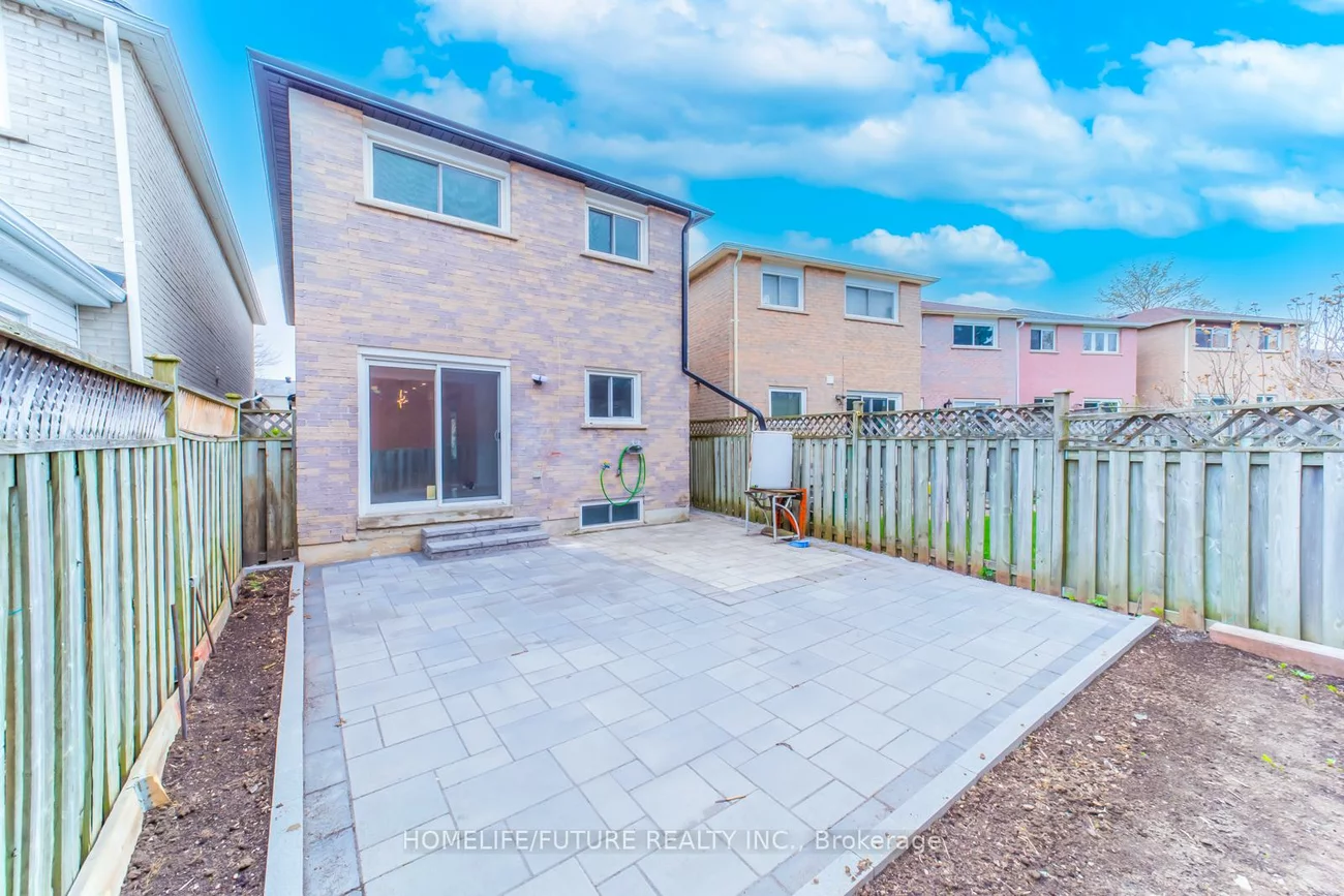 14, Bradley, Milliken Mills East, Markham