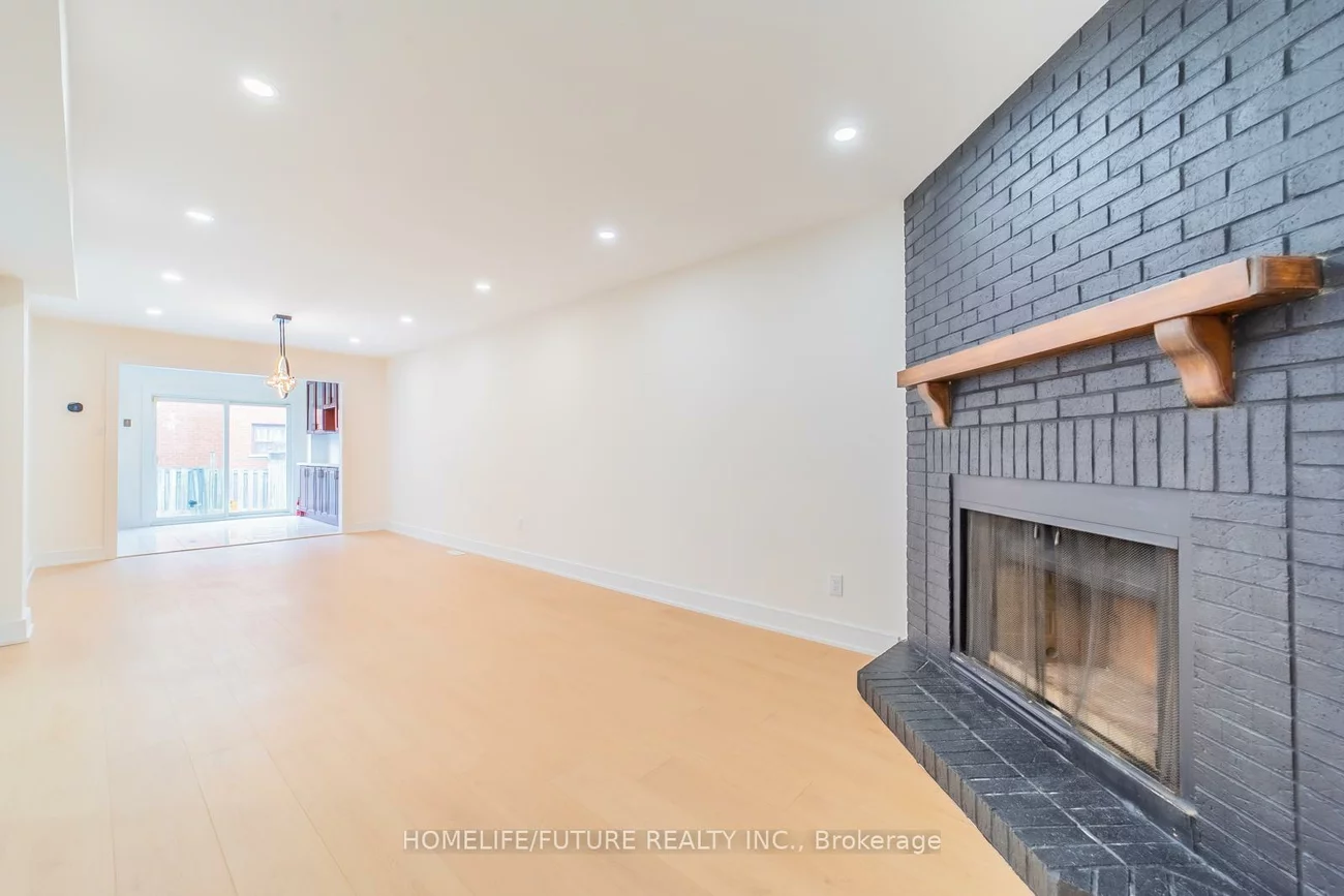 14, Bradley, Milliken Mills East, Markham