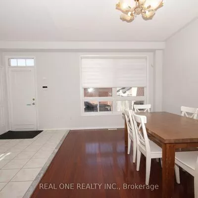 52, Russell Hill, Berczy, Markham