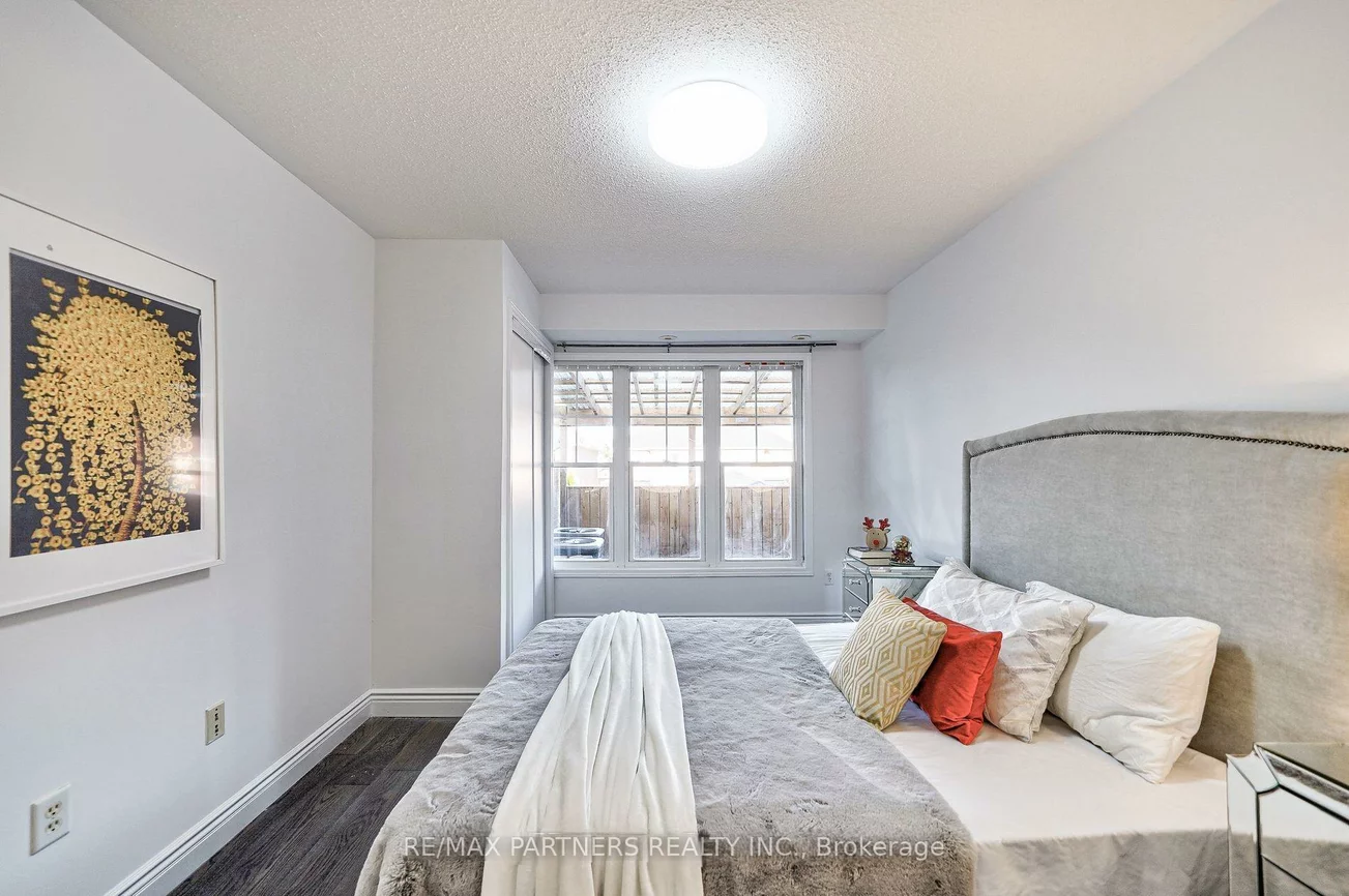 2746, Bur Oak, Cornell, Markham