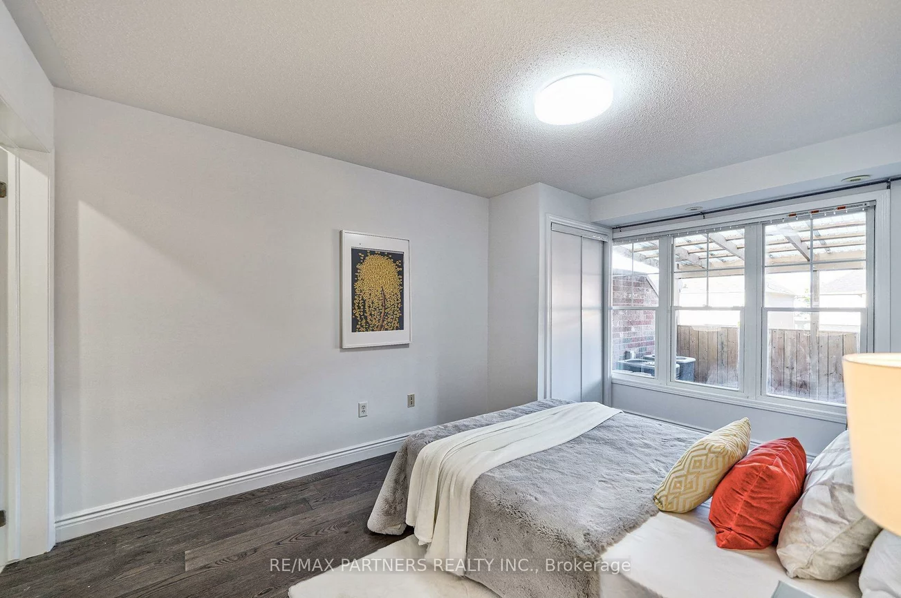 2746, Bur Oak, Cornell, Markham