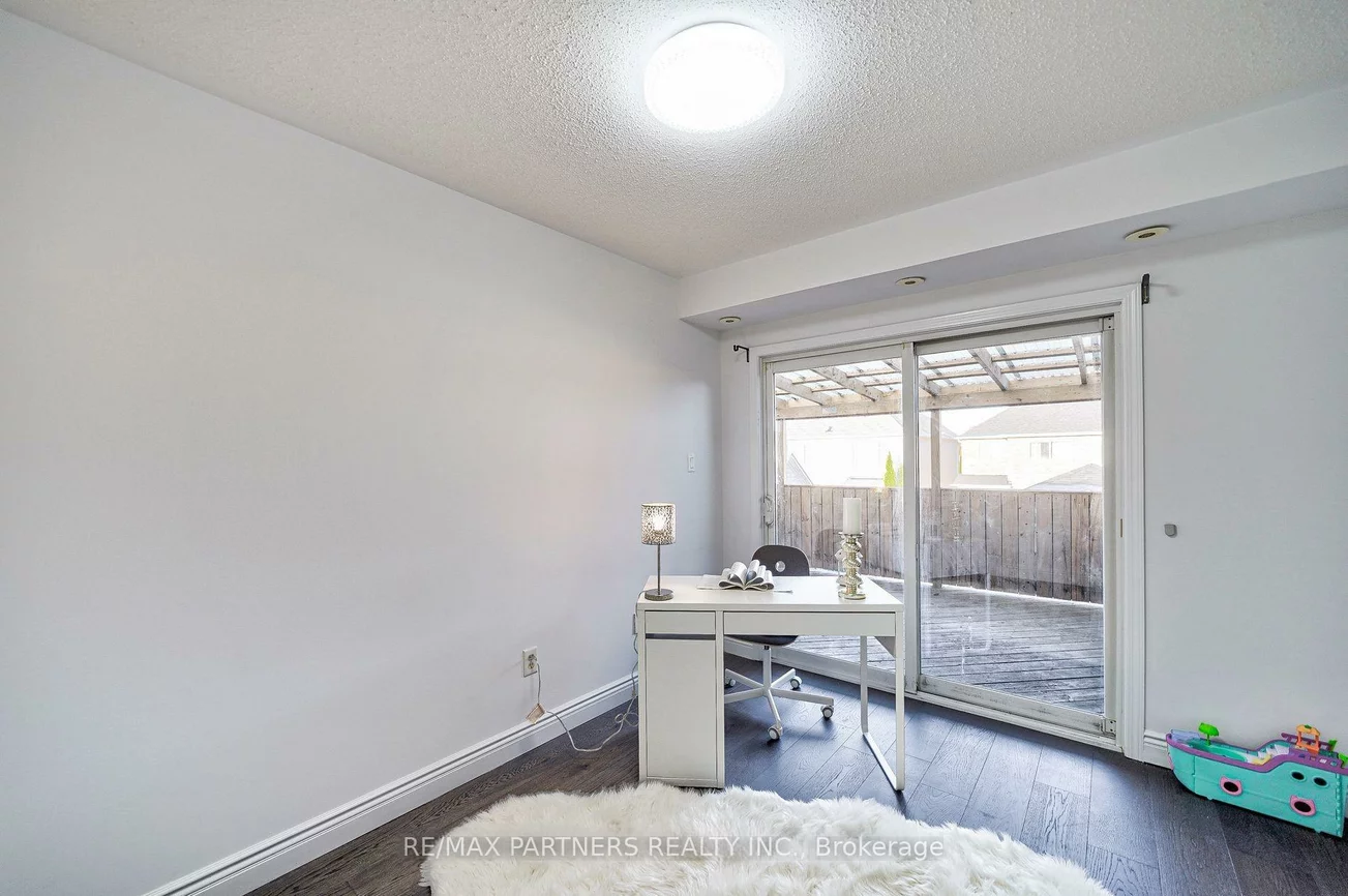 2746, Bur Oak, Cornell, Markham