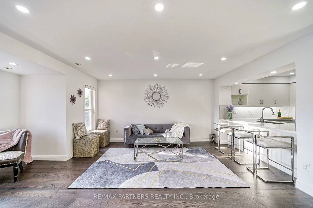 2746, Bur Oak, Cornell, Markham