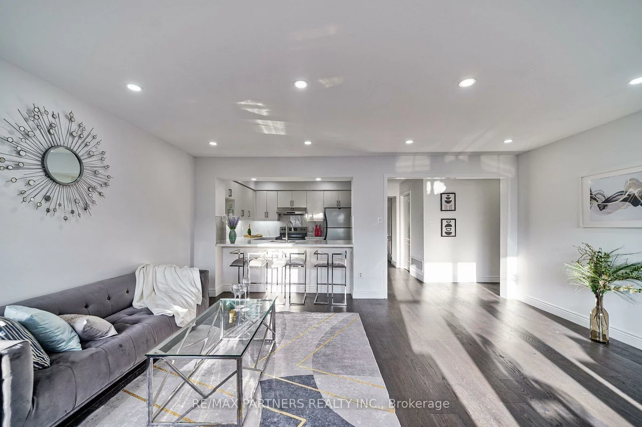 2746, Bur Oak, Cornell, Markham