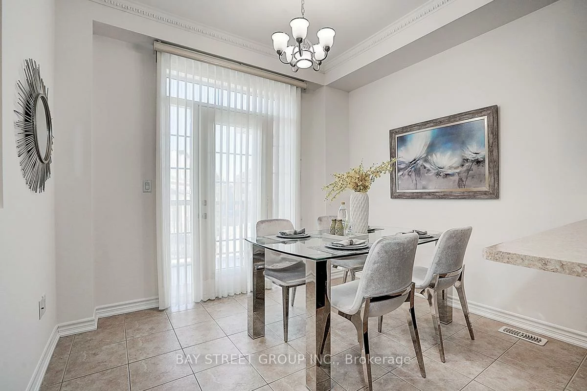 10981, Woodbine, Victoria Square, Markham