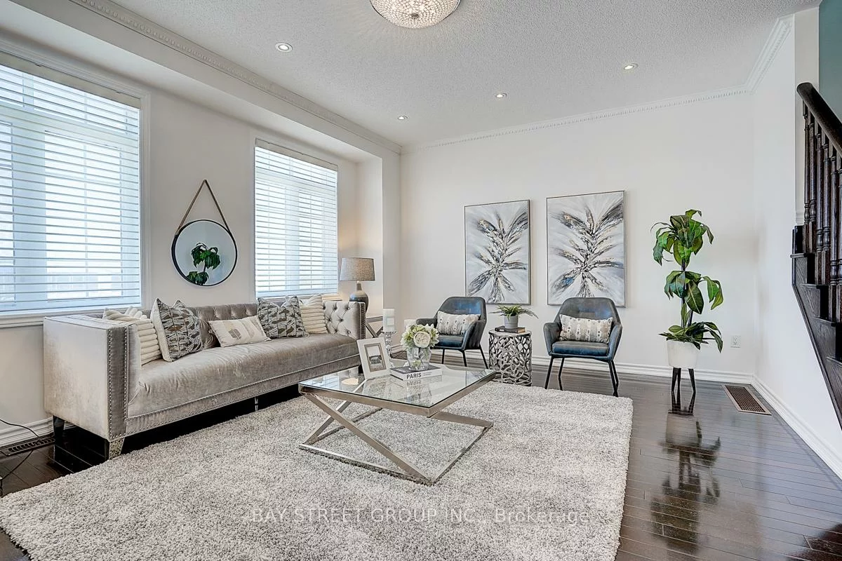 10981, Woodbine, Victoria Square, Markham