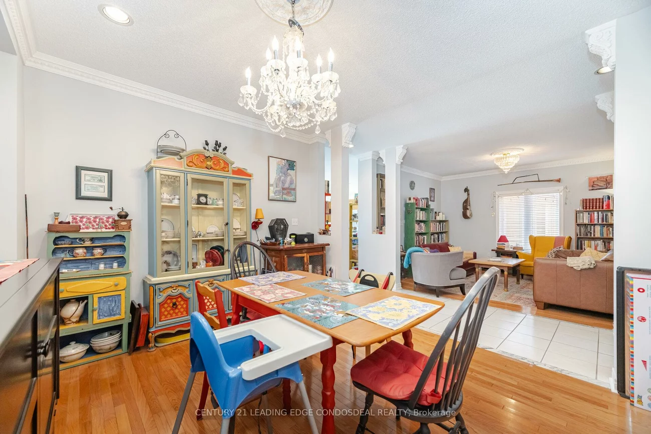 585, Highglen, Middlefield, Markham
