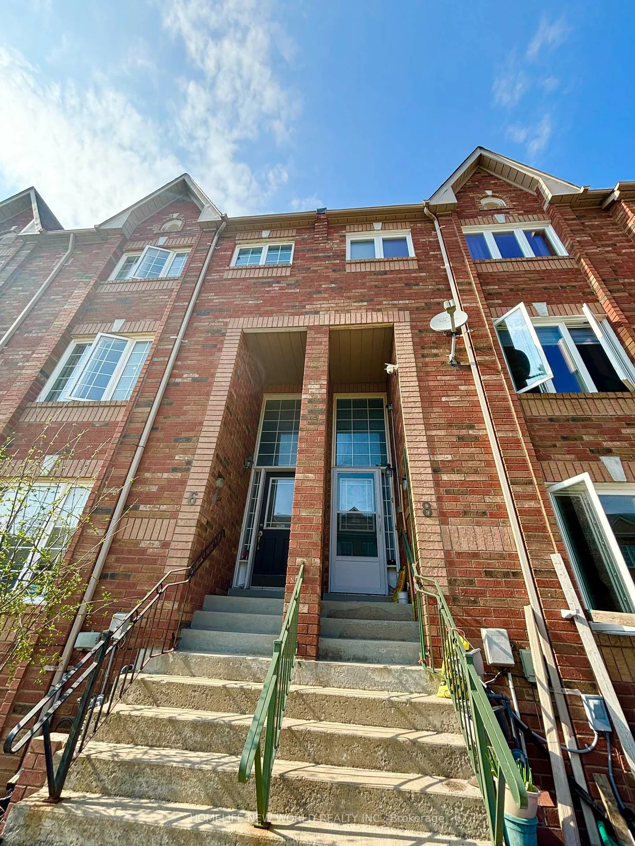 8, Azalea Gate, Commerce Valley, Markham