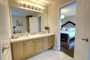 69, LIVANTE, Victoria Square, Markham