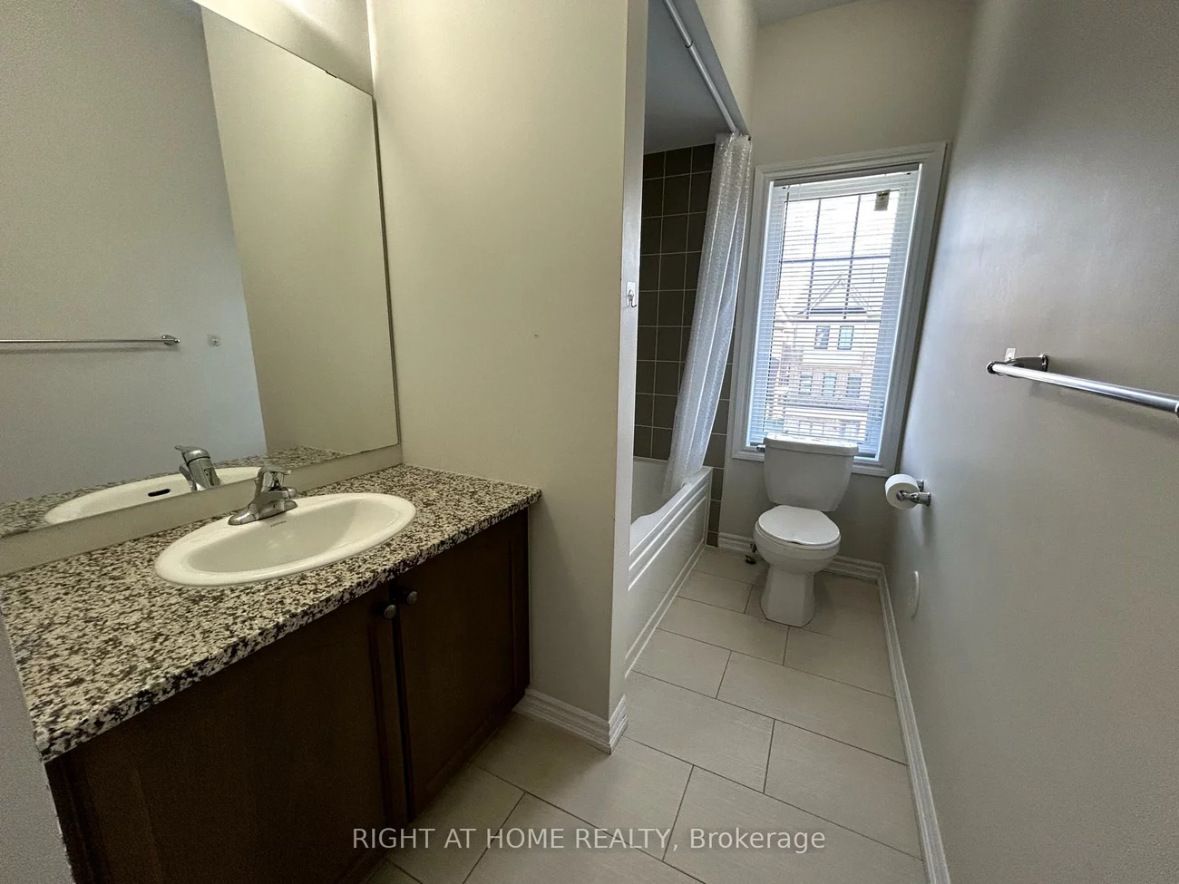 2, Isabella Peach, Victoria Square, Markham