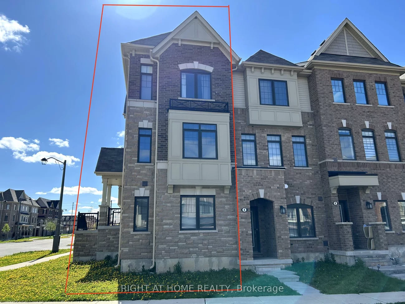 2, Isabella Peach, Victoria Square, Markham