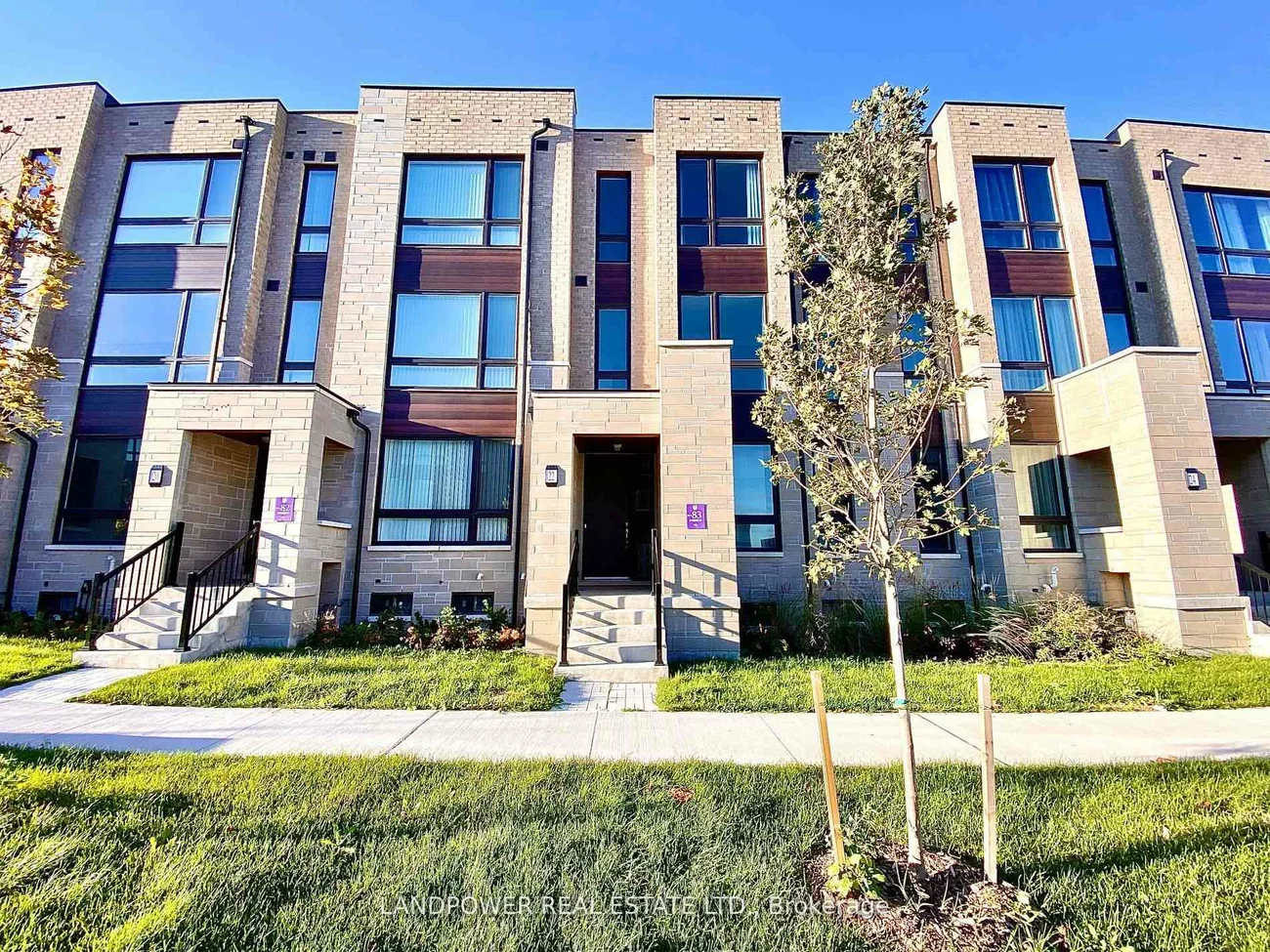 22, Rumney, Victoria Square, Markham